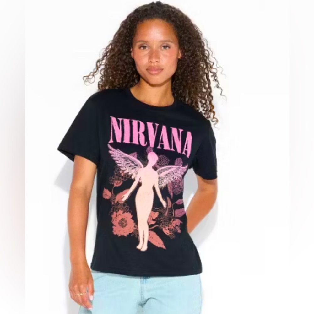 Plus size Nirvana Black Graphic Tee size XXL.